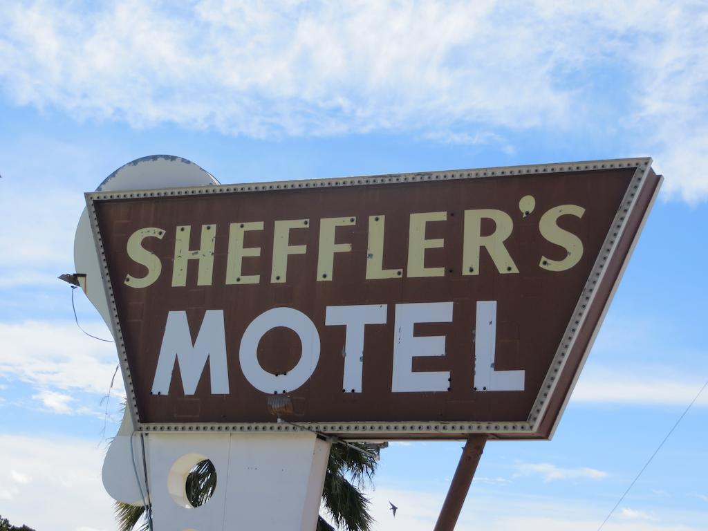 Sheffler'S Motel Salome 外观 照片